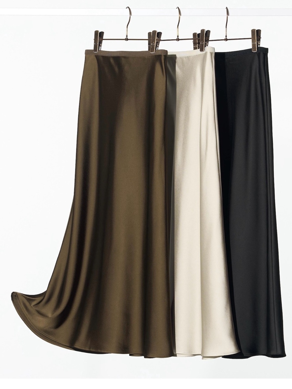 Uniqlo Cream Satin-Like Midi Skirt - Picture 4 of 4